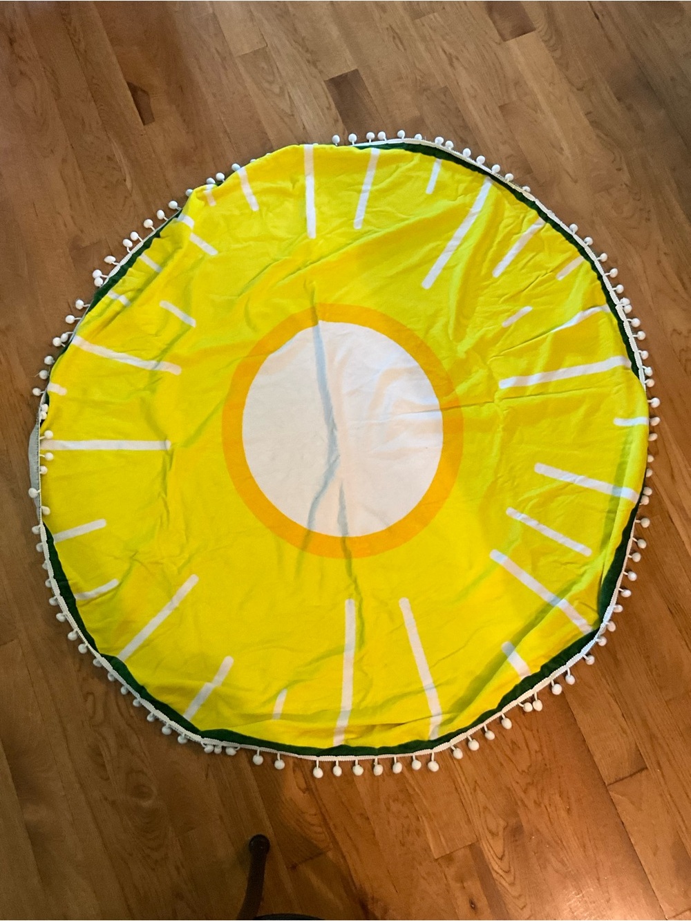 Moda Beach Towel Pineapple Round with Pom Trim